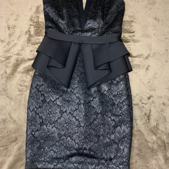 Black strapless dress - Picture 3 of 4